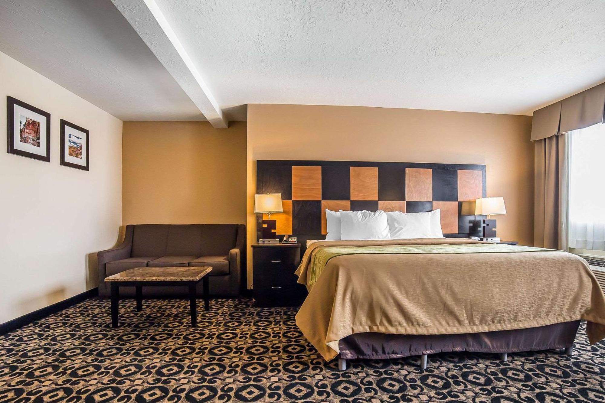 Comfort Inn Ballard-Roosevelt Dış mekan fotoğraf