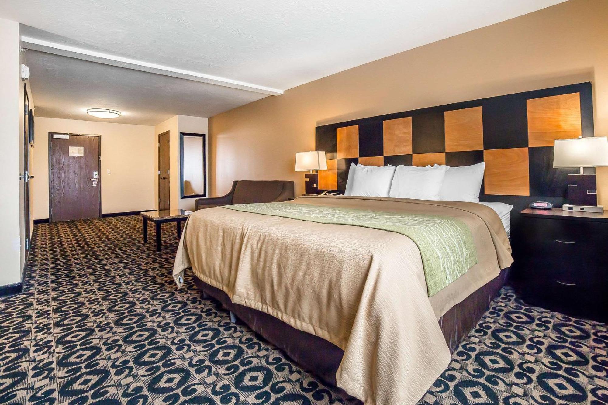 Comfort Inn Ballard-Roosevelt Dış mekan fotoğraf
