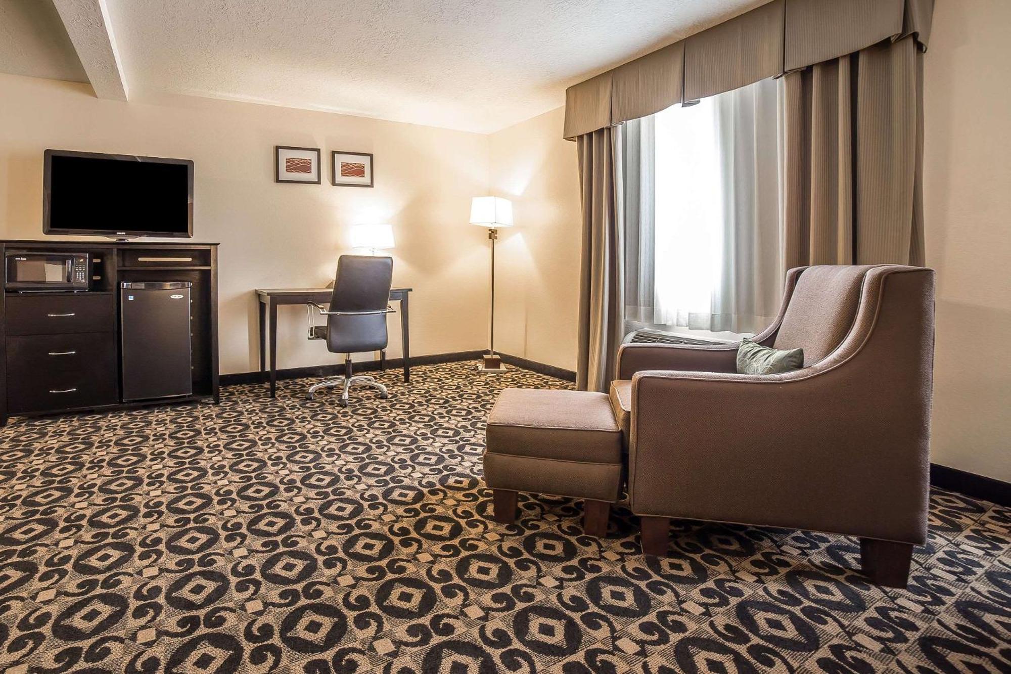Comfort Inn Ballard-Roosevelt Dış mekan fotoğraf