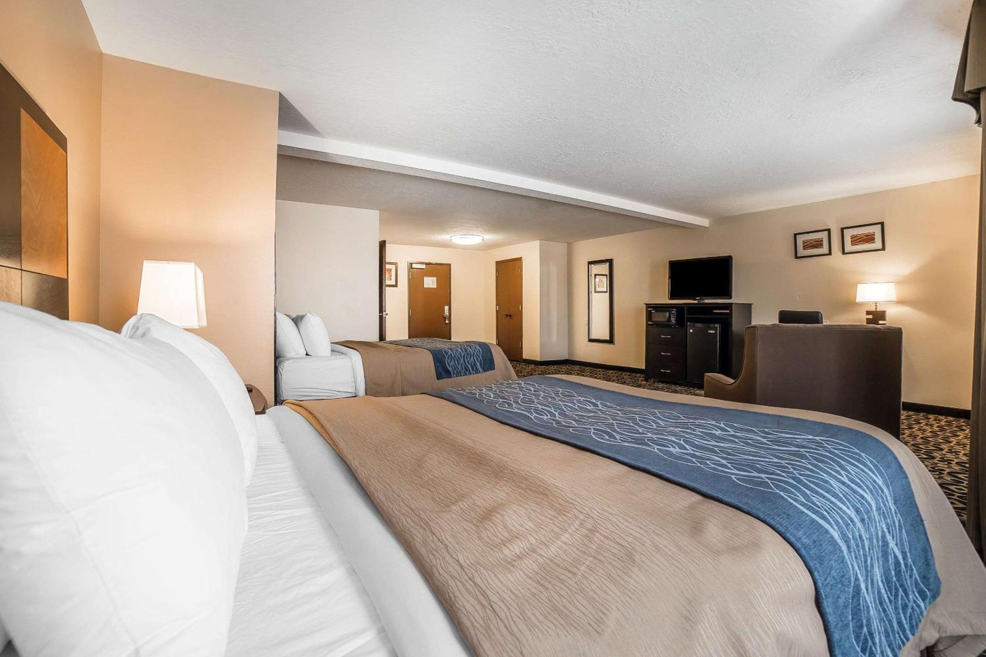 Comfort Inn Ballard-Roosevelt Dış mekan fotoğraf