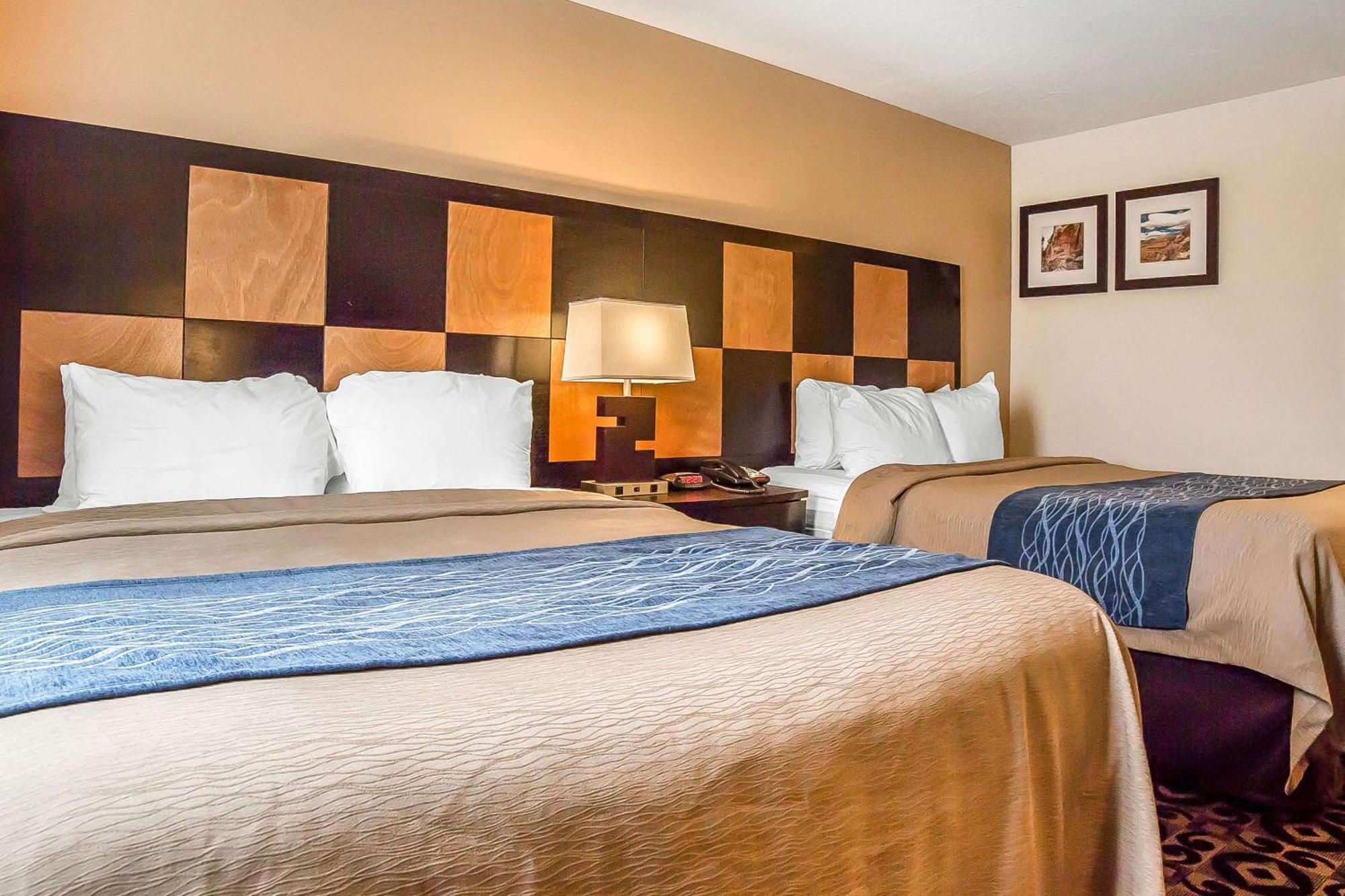 Comfort Inn Ballard-Roosevelt Dış mekan fotoğraf
