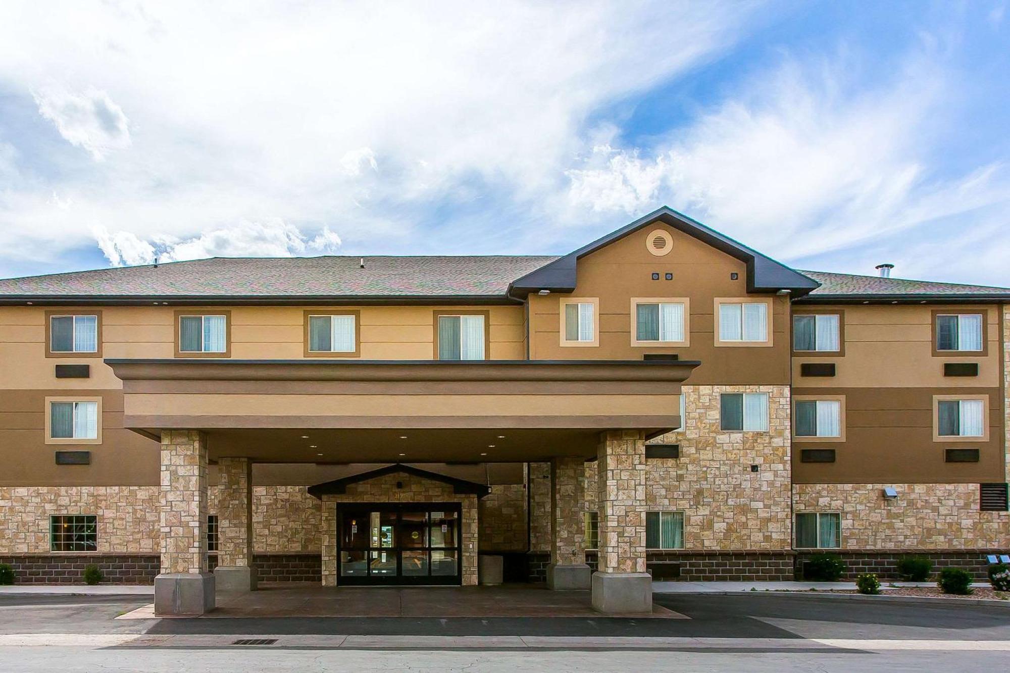 Comfort Inn Ballard-Roosevelt Dış mekan fotoğraf